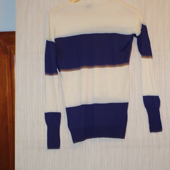 Theory merino wool Striped Crewneck Sweater - Navy and Cream women size S - Picture 10 of 10